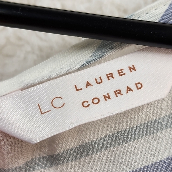 LC Lauren Conrad Women's Striped Scoop Neck Keyhole Back Tunic Top - Picture 3 of 5